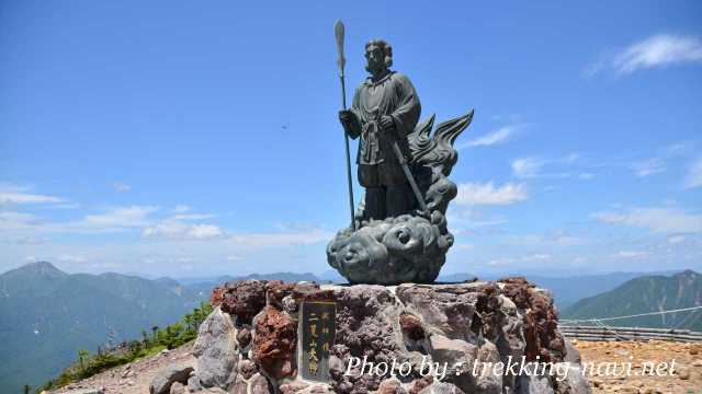 男体山 山頂 神像