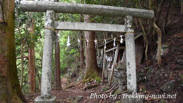 両神山 登山口