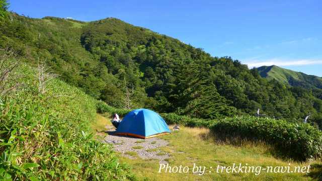 剣山 山頂 テント場