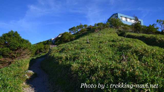 剣山 山頂 山小屋